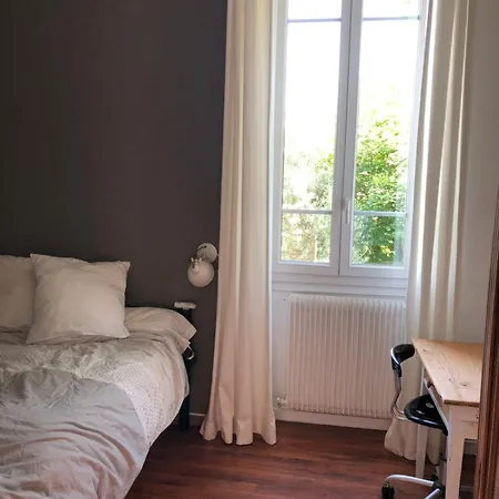Maison De Confort Piscine Jardin Parking 6 Personnes Villa *