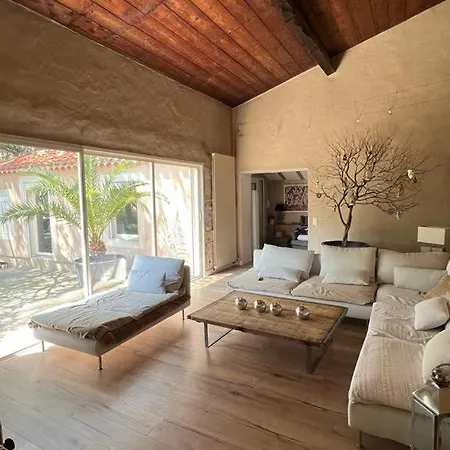 Villa Maison De Confort Piscine Jardin Parking 6 Personnes